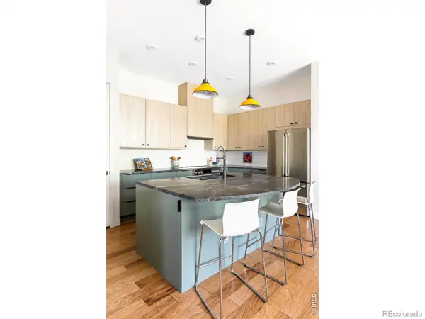 865 Stagecoach DR, Lafayette, CO 80026