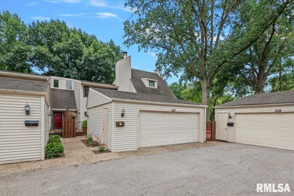 57 COUNTRY PL, Springfield, IL 62703
