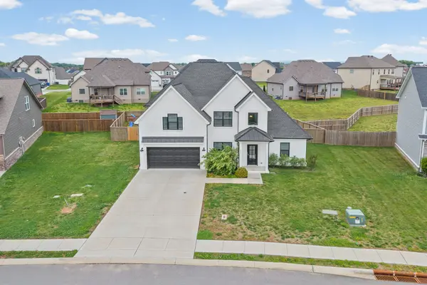 335 Bluebriar Trce, Clarksville, TN 37043