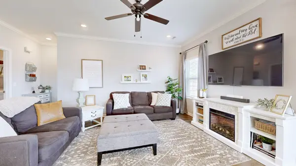 208 Biraj Ct, Smyrna, TN 37167