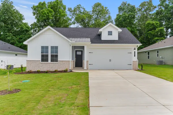 34 Aurora Cir, Fayetteville, TN 37334