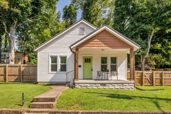 119 Poplar St, Dickson, TN 37055