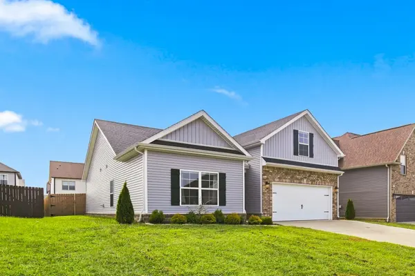 1589 Kestrel Dr, Clarksville, TN 37040