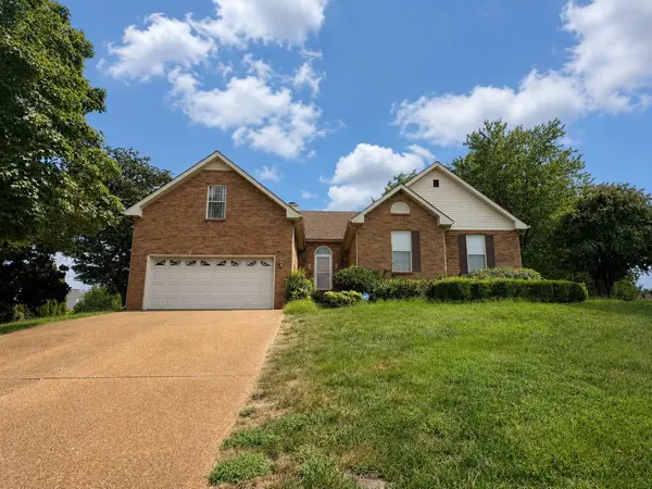 397 Augusta Pl, Clarksville, TN 37043
