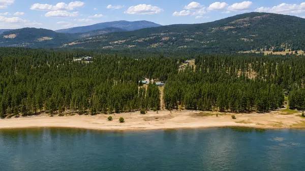 48 SUNRISE Ln, Kettle Falls, WA 99141-9941