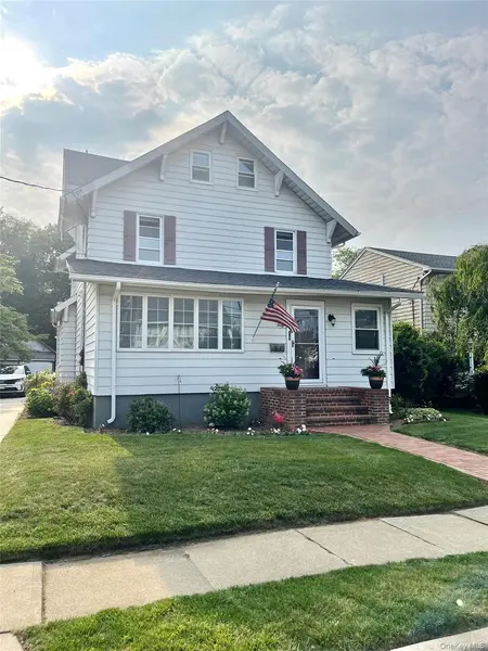 Rockville Centre, NY 11570