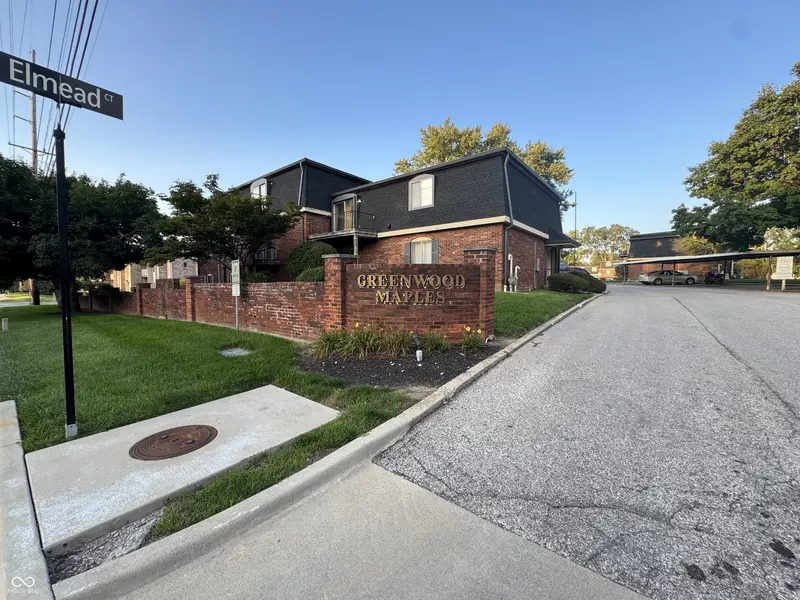 320 Elmead CT #1003, Greenwood, IN 46142