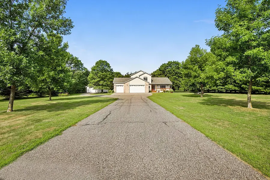 1185 24th AVE NE, Sauk Rapids, MN 56379