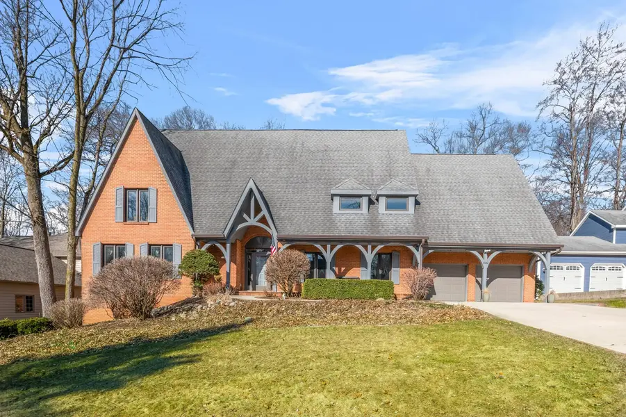2060 WINTERGREEN CT, Green Bay, WI 54304