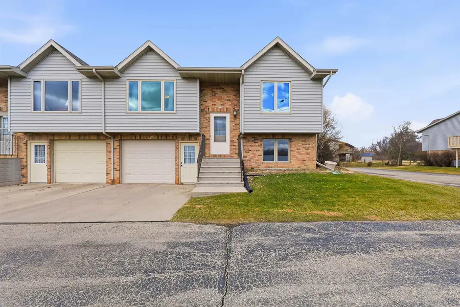 233 W PLEASANT ST, Iron Ridge, WI 53035