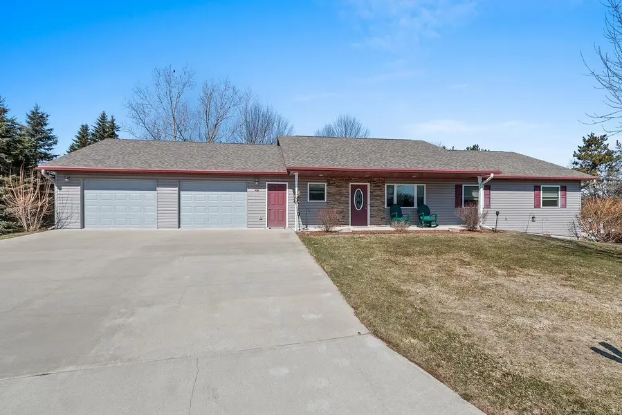 209 RIDGEWOOD DR, Gillett, WI 54124