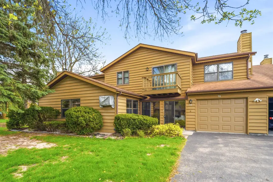 940 BABCOCK ST #98, Neenah, WI 54956