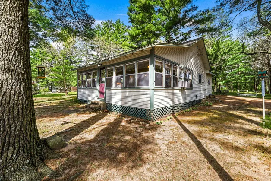 W8424 CLEARWATER AVE, Wautoma, WI 54982
