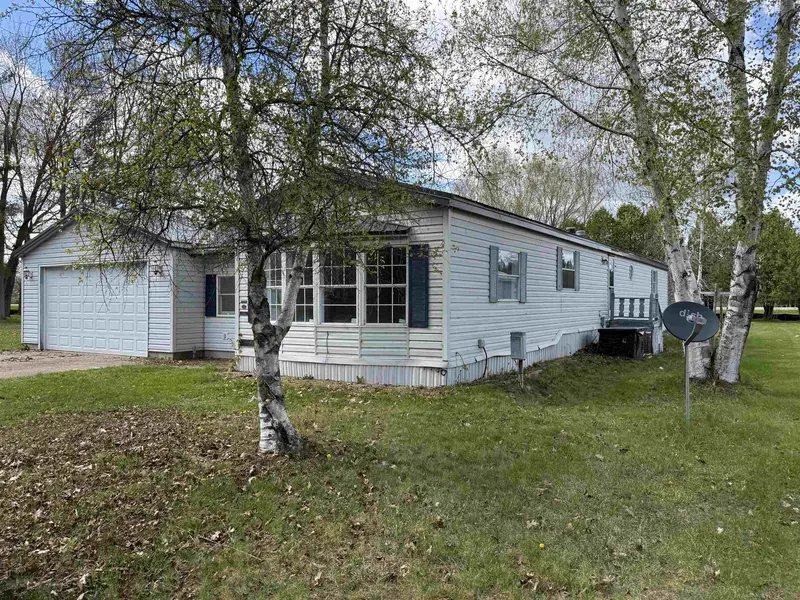 W5116 HERMS LN, Shawano, WI 54166