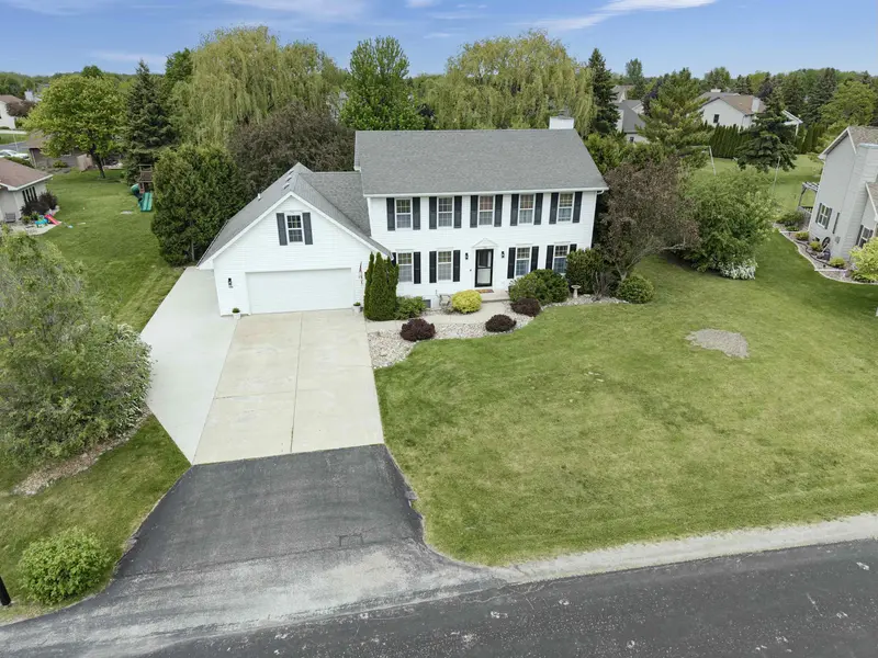 70 OVERLAND TRL, Winnebago, WI 54904