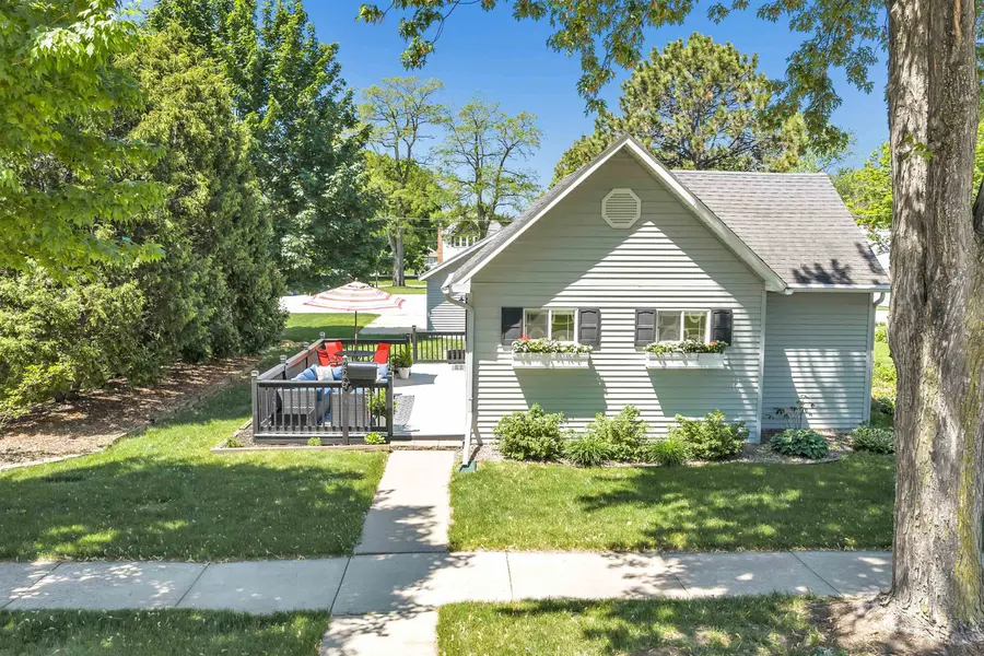 226 S ONTARIO ST, De Pere, WI 54115-2931