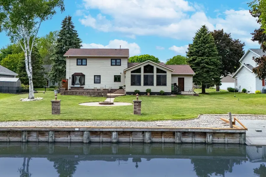 5170 KILLDEER LN, Oshkosh, WI 54901-1373