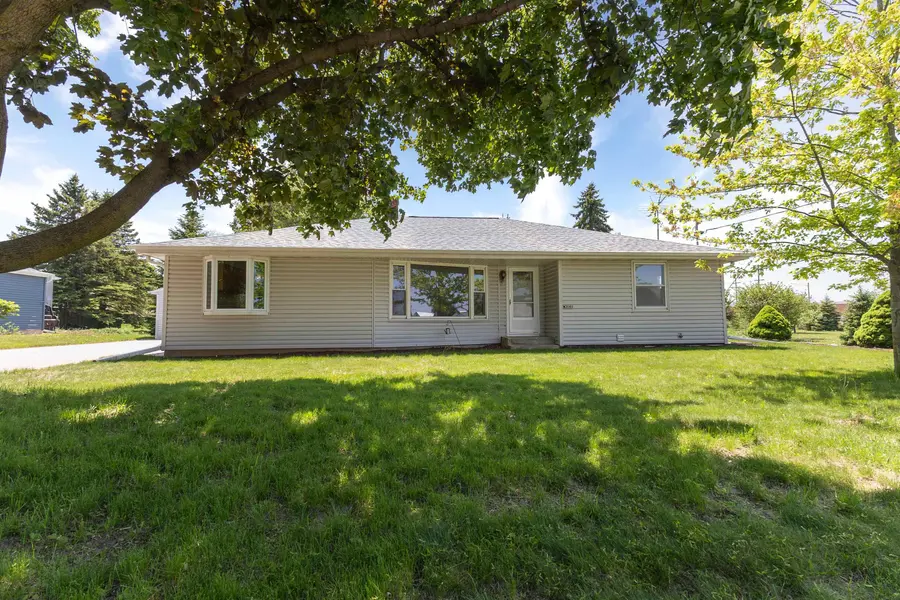 W2081 COUNTY ROAD S, Freedom, WI 54130