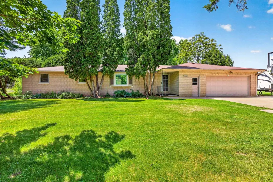N133 ROGERS LN, Appleton, WI 54915