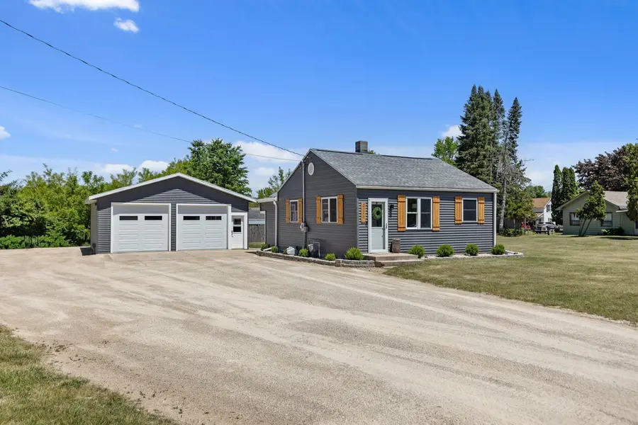 499 ELM ST, Berlin, WI 54923