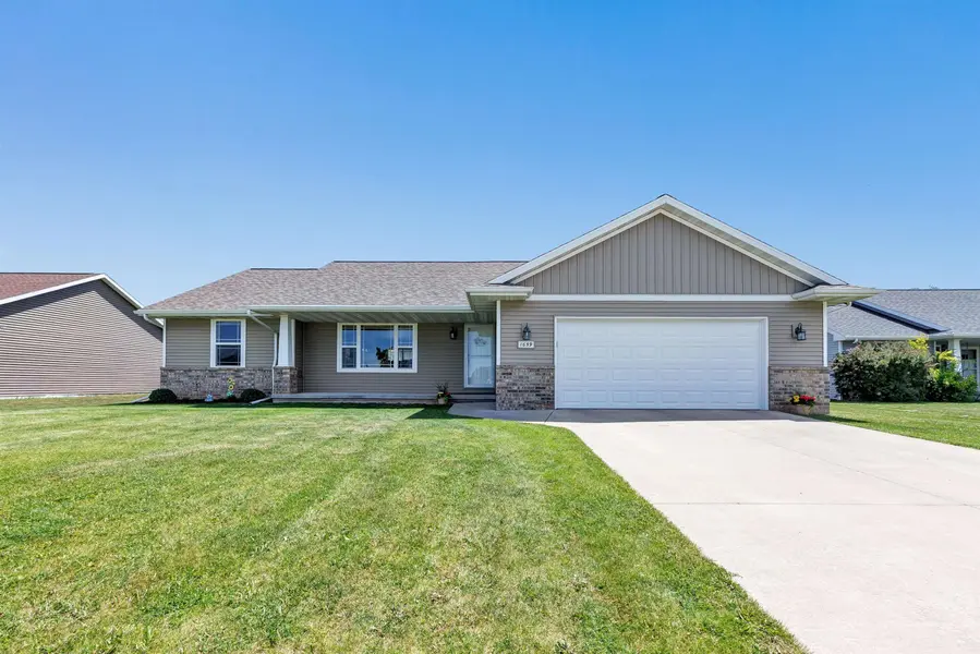 1659 ONTARIO RD, Green Bay, WI 54311
