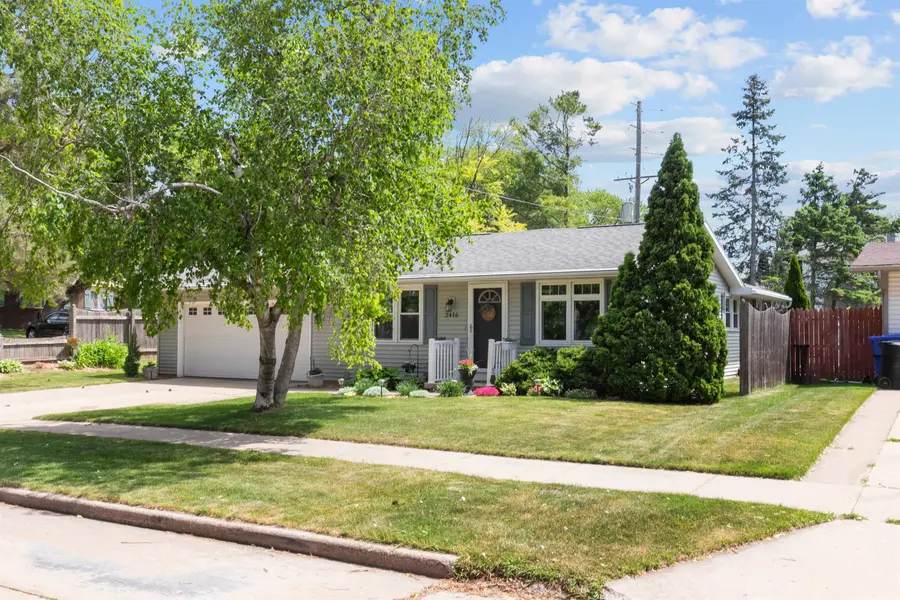 2416 N ELINOR ST, Appleton, WI 54914-2010