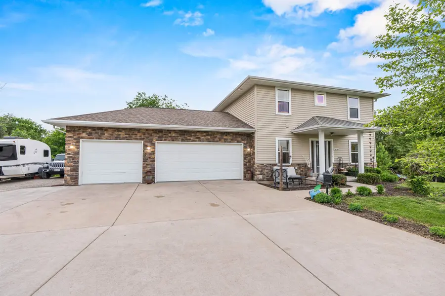 2638 WILLIAMS GRANT DR, De Pere, WI 54115