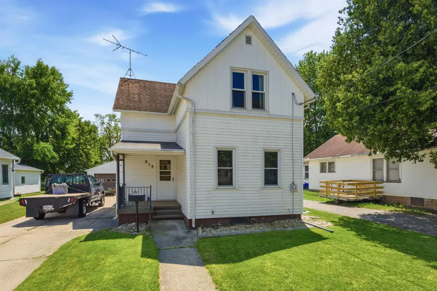 915 W HAWES AVE, Appleton, WI 54914