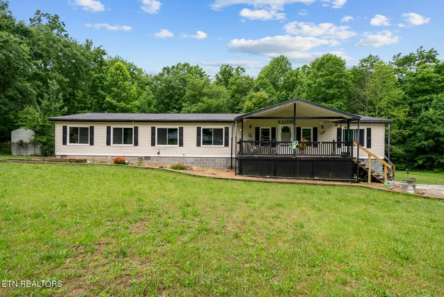642 Daymon Circle, Crossville, TN 38572