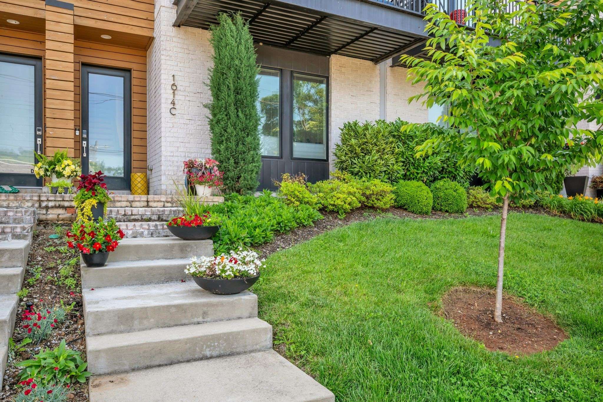 1614C 4th Ave #N, Nashville, TN 37208