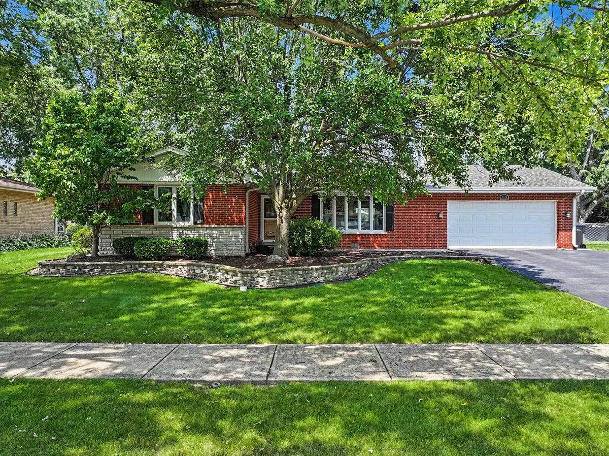 8616 W 144th. ST W, Orland Park, IL 60462