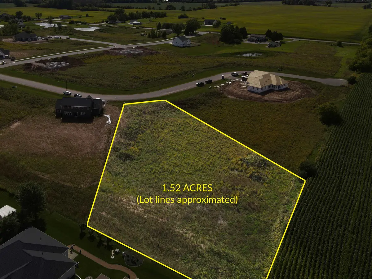 ROSE MEADOW LN #16, Grand Chute, WI 54913