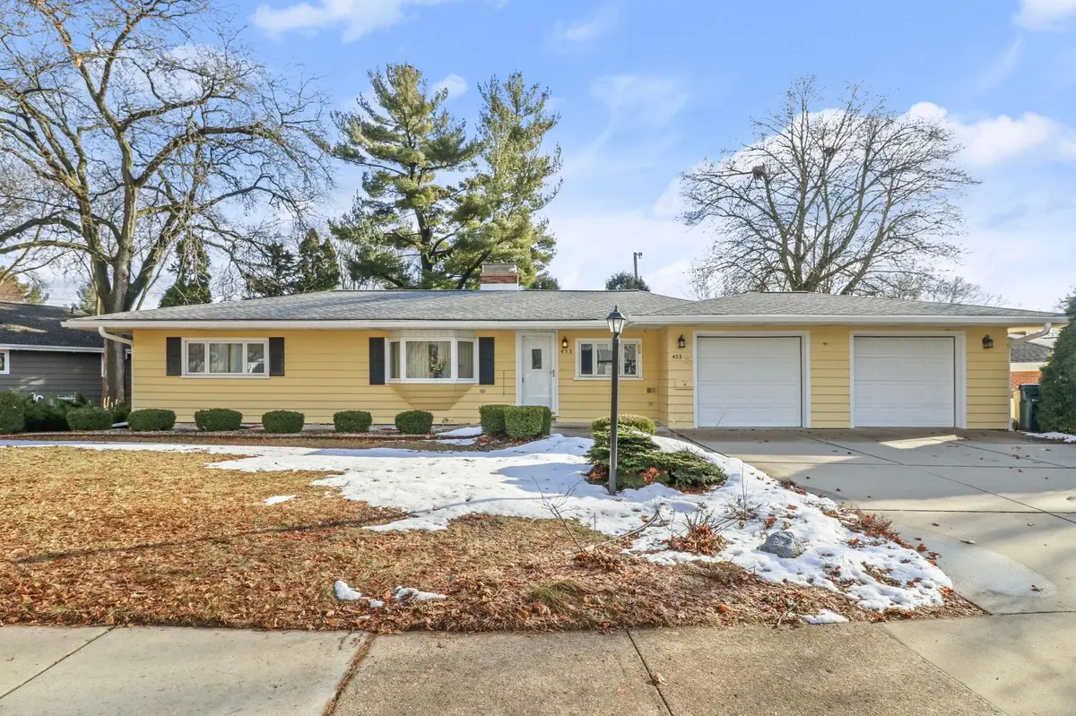 453 CLIFDEN DR, Madison, WI 53711