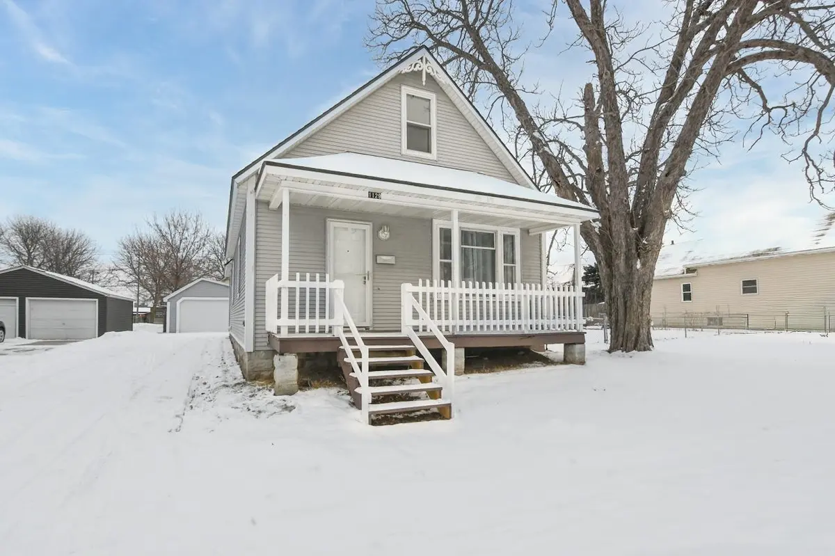 1129 S CHESTNUT AVE, Green Bay, WI 54304
