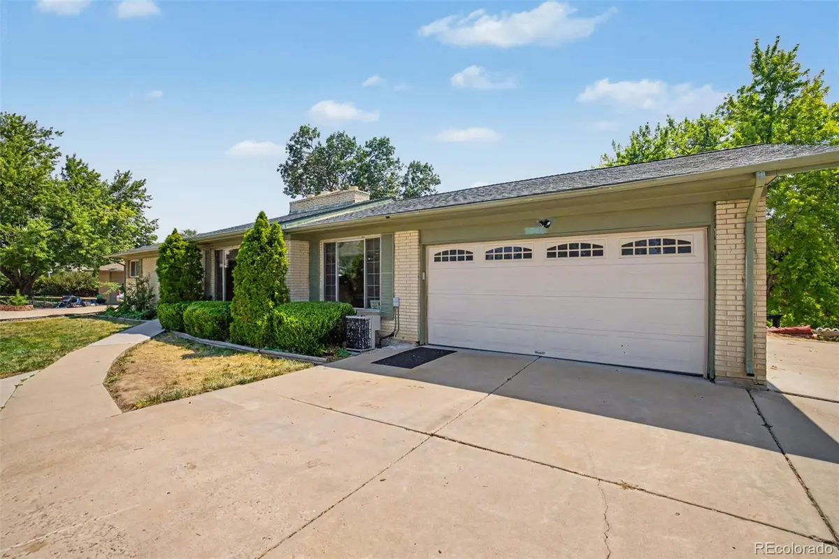 6804 Teller CT, Arvada, CO 80003