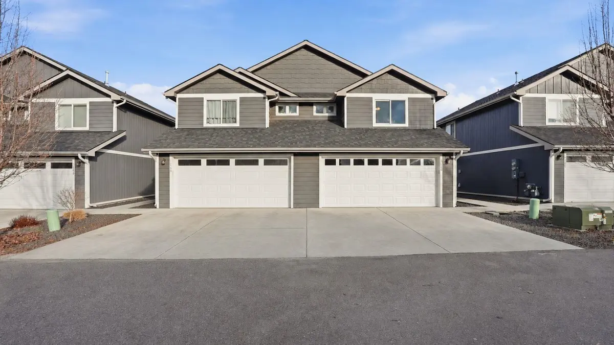 1428 N Michigan Ln #1430, Greenacres, WA 99016