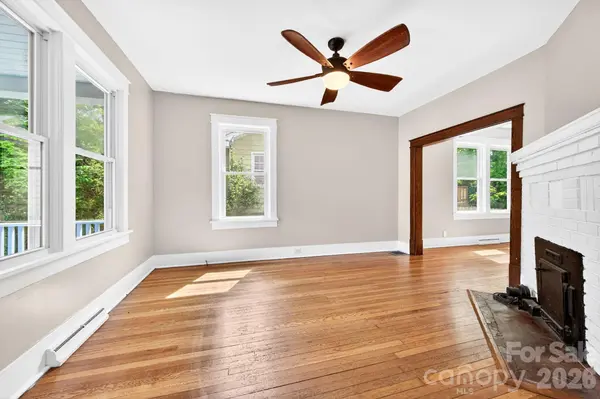 55 Walton ST, Asheville, NC 28801