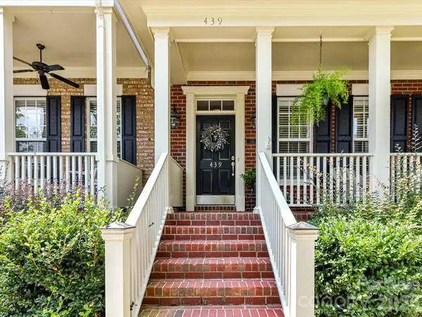 439 O'Henry AVE, Davidson, NC 28036