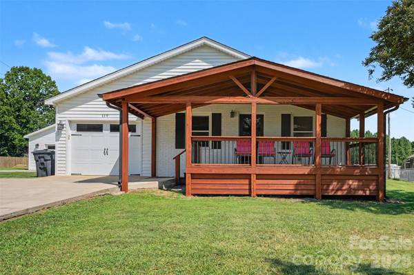 119 Wild Rose LOOP, Mooresville, NC 28115