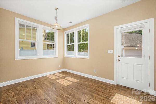 10020 Vanguard Pkwy, Huntersville, NC 28078