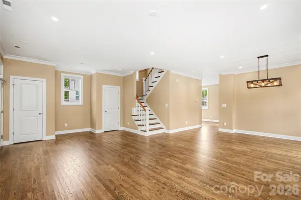 10020 Vanguard Pkwy, Huntersville, NC 28078