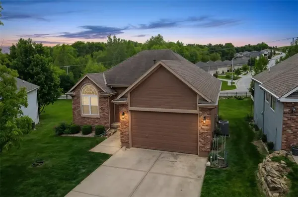 4421 NE 72nd TER, Kansas City, MO 64119