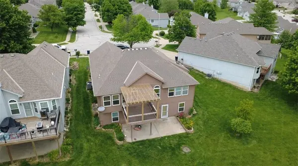 4421 NE 72nd TER, Kansas City, MO 64119