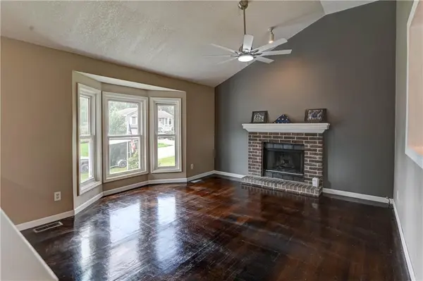 10412 N Baltimore AVE, Kansas City, MO 64155