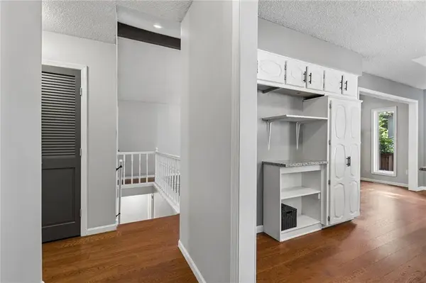1201 Bristol WAY, Liberty, MO 64068