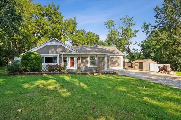 204 E 96th ST, Kansas City, MO 64114