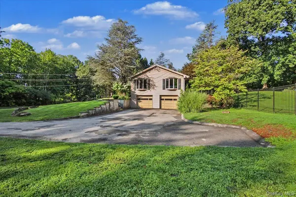 27 Reed RD, Wappingers Falls, NY 12590