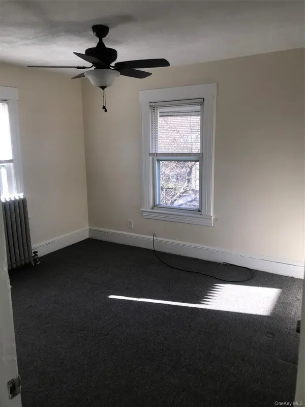 Address not disclosed, Rockville Centre, NY 11570