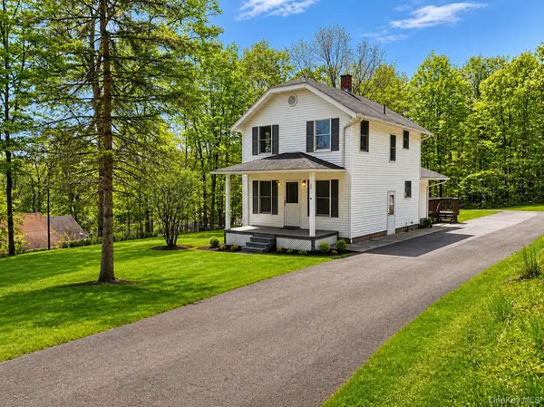 12 Old Turnpike RD, Bloomingburg, NY 12721