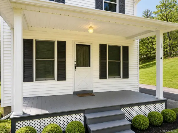 12 Old Turnpike RD, Bloomingburg, NY 12721